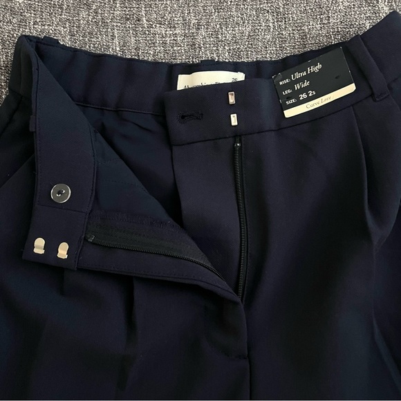 Abercrombie & Fitch Sloane Tailored Pants | Ultra High Rise Wide Leg | Navy 2S - Picture 11 of 13